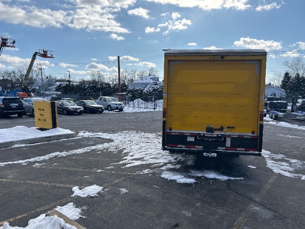 Light Duty Box Truck-Light and Medium Duty Trucks-GMC-2021-Savana G33903-Chicopee-MA-113,513\n\t\tmiles-$ 23,500 - Image 7