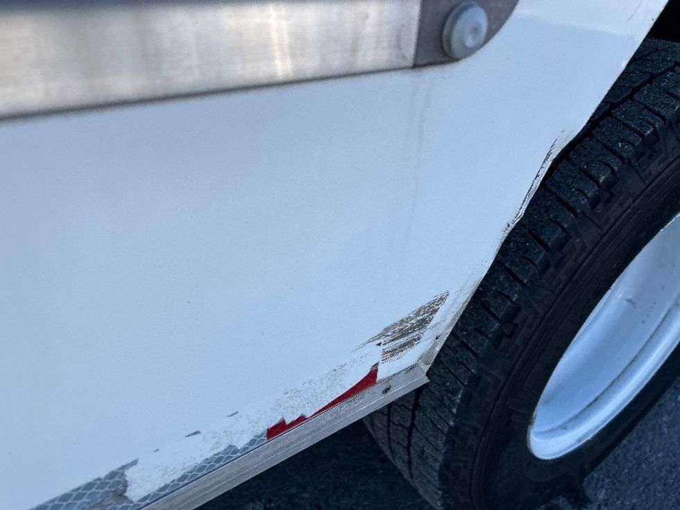 Light Duty Box Truck-Light and Medium Duty Trucks-GMC-2021-Savana G33903-Chicopee-MA-132,352\n\t\tmiles-$ 24,000 - Image 25