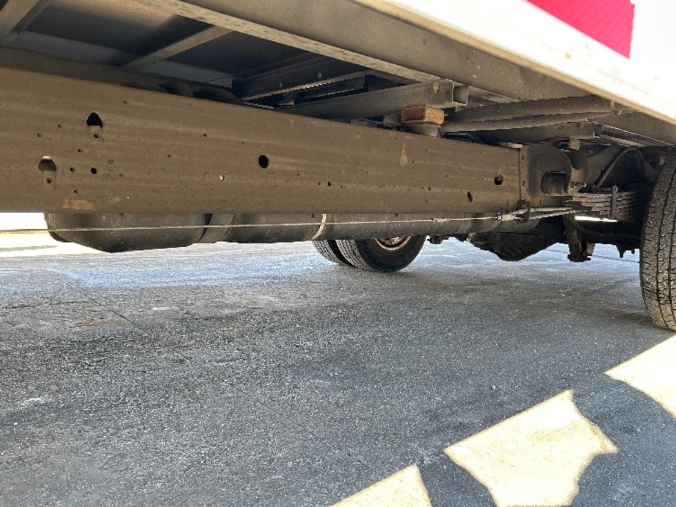 Light Duty Box Truck-Light and Medium Duty Trucks-GMC-2021-Savana G33903-Chicopee-MA-132,352\n\t\tmiles-$ 24,000 - Image 5