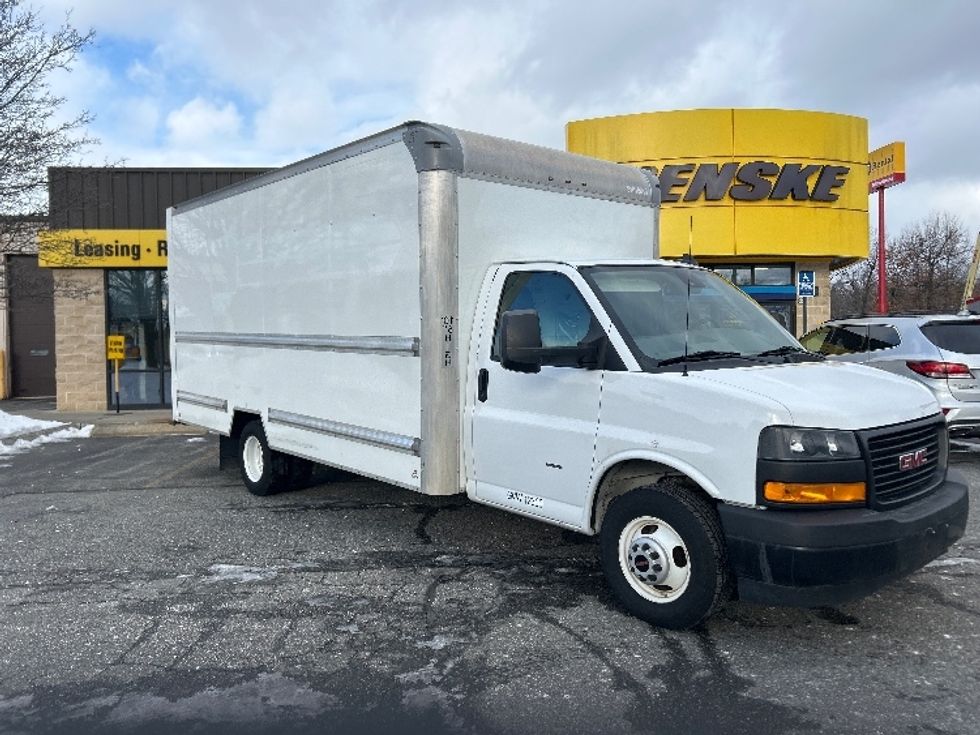 Light Duty Box Truck-Light and Medium Duty Trucks-GMC-2021-Savana G33903-Chicopee-MA-86,935\n\t\tmiles-$ 29,000 - Image 1