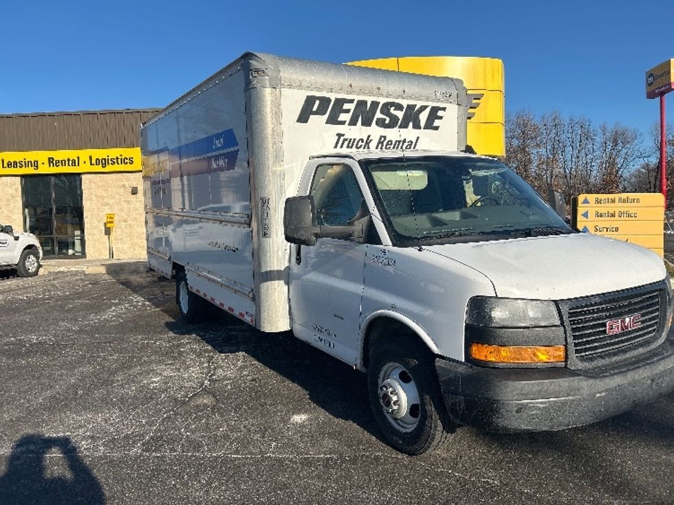 Light Duty Box Truck-Light and Medium Duty Trucks-GMC-2021-Savana G33903-Chicopee-MA-87,684\n\t\tmiles-$ 29,500 - Image 1