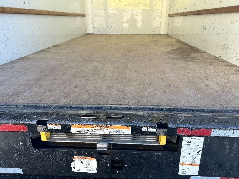 Light Duty Box Truck-Light and Medium Duty Trucks-GMC-2021-Savana G33903-Chicopee-MA-87,684\n\t\tmiles-$ 29,500 - Image 10