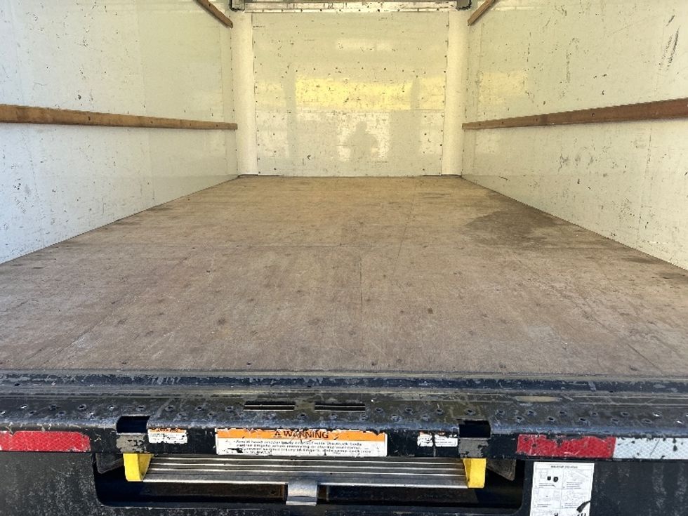 Light Duty Box Truck-Light and Medium Duty Trucks-GMC-2021-Savana G33903-Chicopee-MA-87,684\n\t\tmiles-$ 29,500 - Image 12