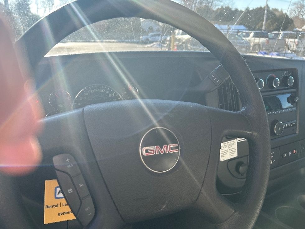 Light Duty Box Truck-Light and Medium Duty Trucks-GMC-2021-Savana G33903-Chicopee-MA-87,684\n\t\tmiles-$ 29,500 - Image 17