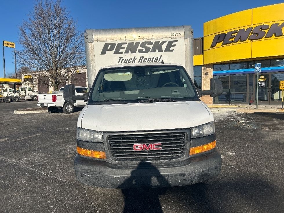 Light Duty Box Truck-Light and Medium Duty Trucks-GMC-2021-Savana G33903-Chicopee-MA-87,684\n\t\tmiles-$ 29,500 - Image 2