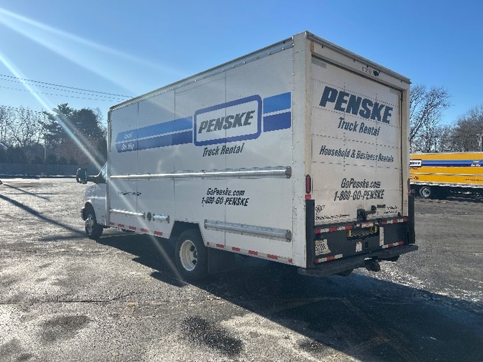 Light Duty Box Truck-Light and Medium Duty Trucks-GMC-2021-Savana G33903-Chicopee-MA-87,684\n\t\tmiles-$ 29,500 - Image 6