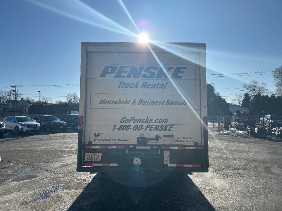 Light Duty Box Truck-Light and Medium Duty Trucks-GMC-2021-Savana G33903-Chicopee-MA-87,684\n\t\tmiles-$ 29,500 - Image 7