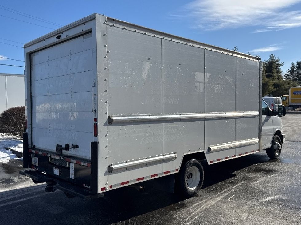 Light Duty Box Truck-Light and Medium Duty Trucks-GMC-2021-Savana G33903-Chicopee-MA-89,566\n\t\tmiles-$ 28,750 - Image 12