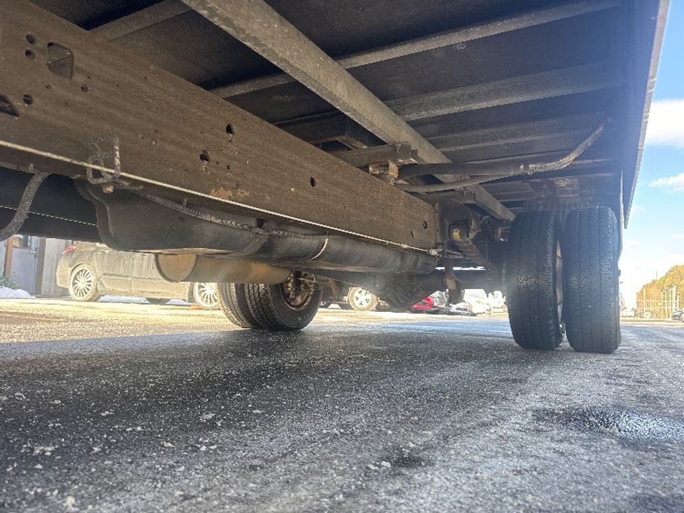 Light Duty Box Truck-Light and Medium Duty Trucks-GMC-2021-Savana G33903-Chicopee-MA-89,566\n\t\tmiles-$ 28,750 - Image 5