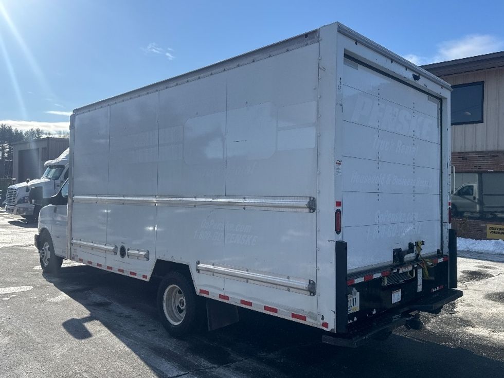 Light Duty Box Truck-Light and Medium Duty Trucks-GMC-2021-Savana G33903-Chicopee-MA-89,566\n\t\tmiles-$ 28,750 - Image 6