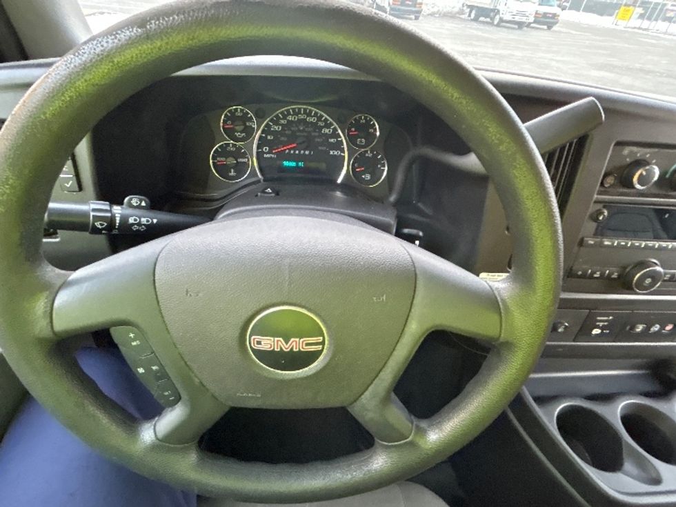 Light Duty Box Truck-Light and Medium Duty Trucks-GMC-2021-Savana G33903-Chicopee-MA-90,406\n\t\tmiles-$ 26,000 - Image 15