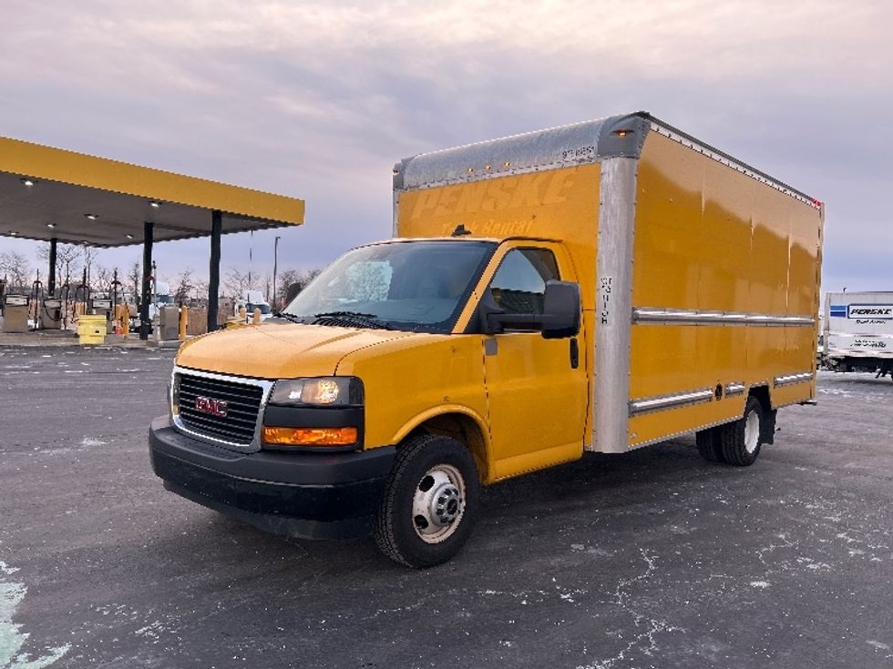 Light Duty Box Truck-Light and Medium Duty Trucks-GMC-2021-Savana G33903-Chicopee-MA-90,406\n\t\tmiles-$ 26,000 - Image 3