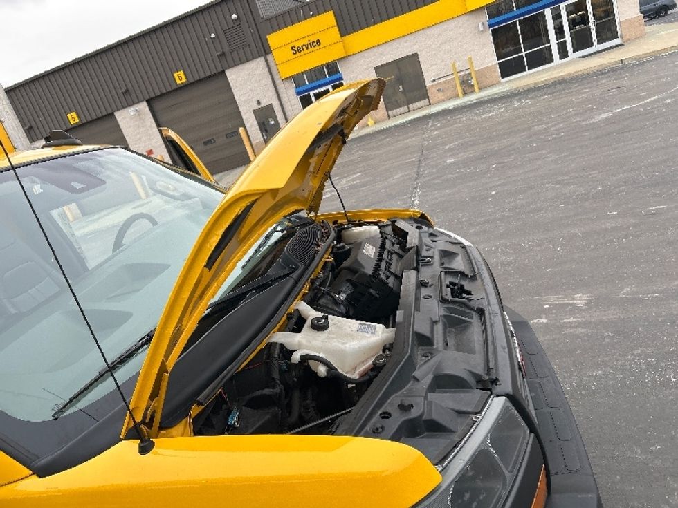 Light Duty Box Truck-Light and Medium Duty Trucks-GMC-2021-Savana G33903-Chicopee-MA-90,905\n\t\tmiles-$ 26,000 - Image 21