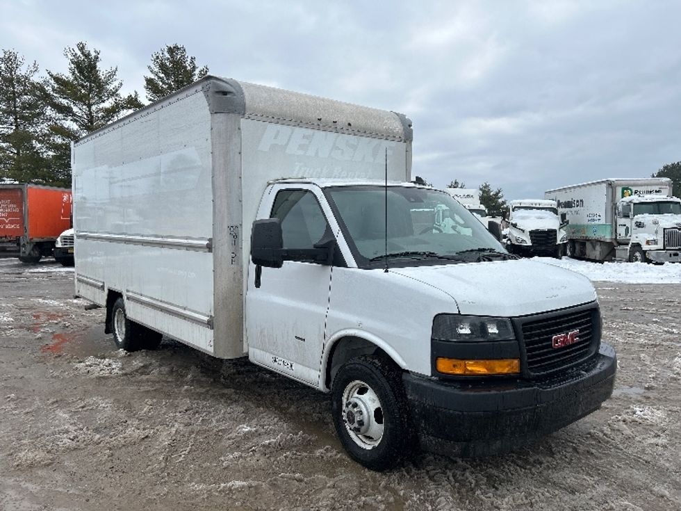 Light Duty Box Truck-Light and Medium Duty Trucks-GMC-2021-Savana G33903-Chicopee-MA-92,966\n\t\tmiles-$ 28,500 - Image 1