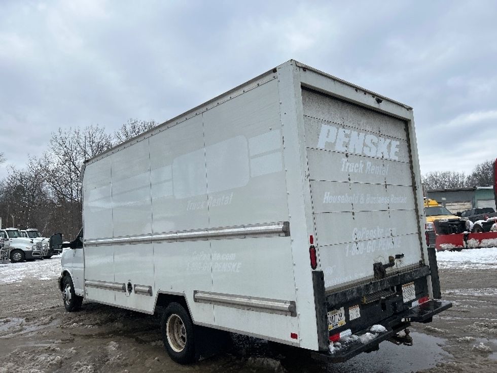 Light Duty Box Truck-Light and Medium Duty Trucks-GMC-2021-Savana G33903-Chicopee-MA-92,966\n\t\tmiles-$ 28,500 - Image 6