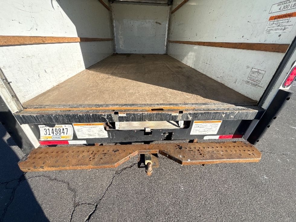 Light Duty Box Truck-Light and Medium Duty Trucks-GMC-2021-Savana G33903-Chicopee-MA-93,741\n\t\tmiles-$ 28,500 - Image 10