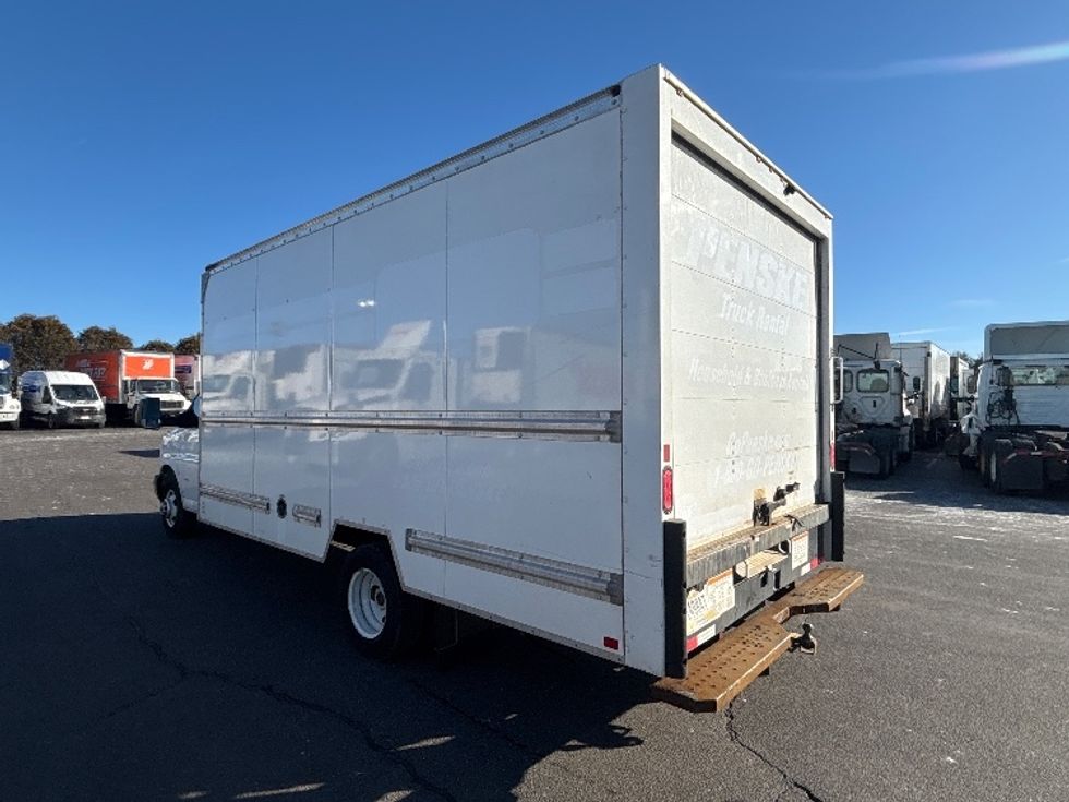 Light Duty Box Truck-Light and Medium Duty Trucks-GMC-2021-Savana G33903-Chicopee-MA-93,741\n\t\tmiles-$ 28,500 - Image 6