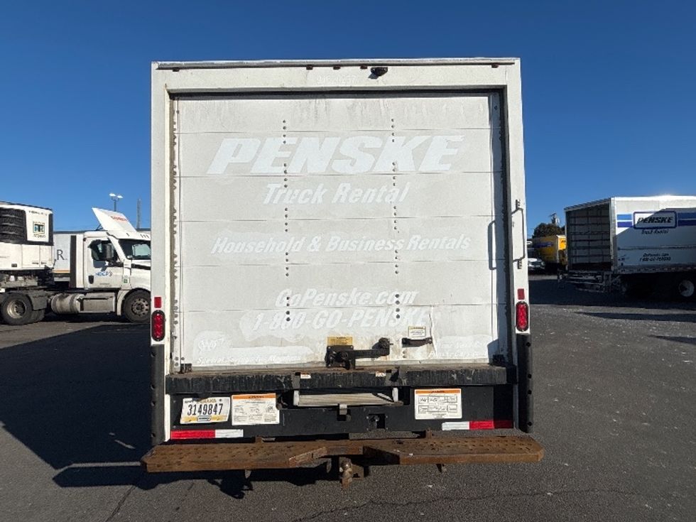 Light Duty Box Truck-Light and Medium Duty Trucks-GMC-2021-Savana G33903-Chicopee-MA-93,741\n\t\tmiles-$ 28,500 - Image 7