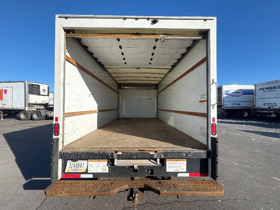 Light Duty Box Truck-Light and Medium Duty Trucks-GMC-2021-Savana G33903-Chicopee-MA-93,741\n\t\tmiles-$ 28,500 - Image 8