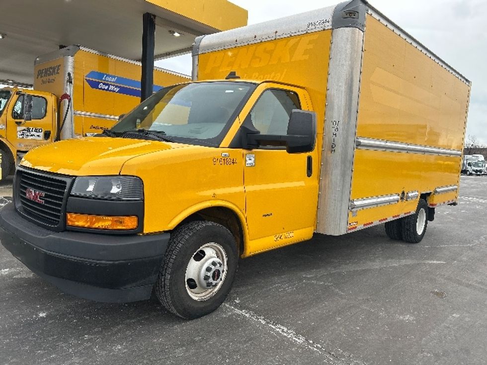 Light Duty Box Truck-Light and Medium Duty Trucks-GMC-2021-Savana G33903-Chicopee-MA-95,440\n\t\tmiles-$ 25,500 - Image 3