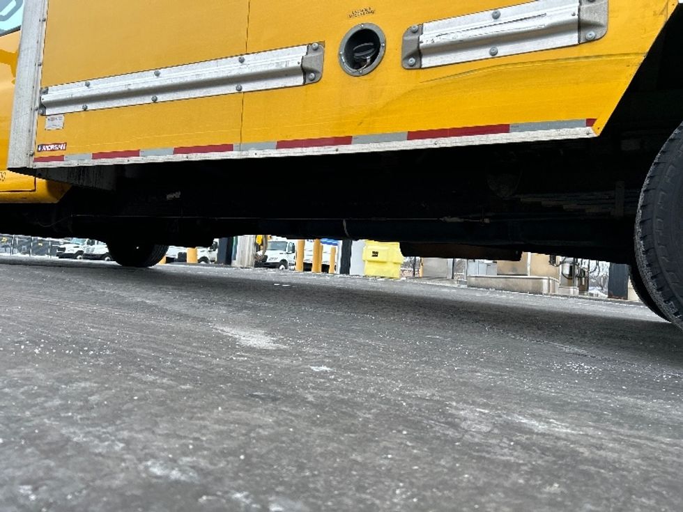 Light Duty Box Truck-Light and Medium Duty Trucks-GMC-2021-Savana G33903-Chicopee-MA-95,440\n\t\tmiles-$ 25,500 - Image 5