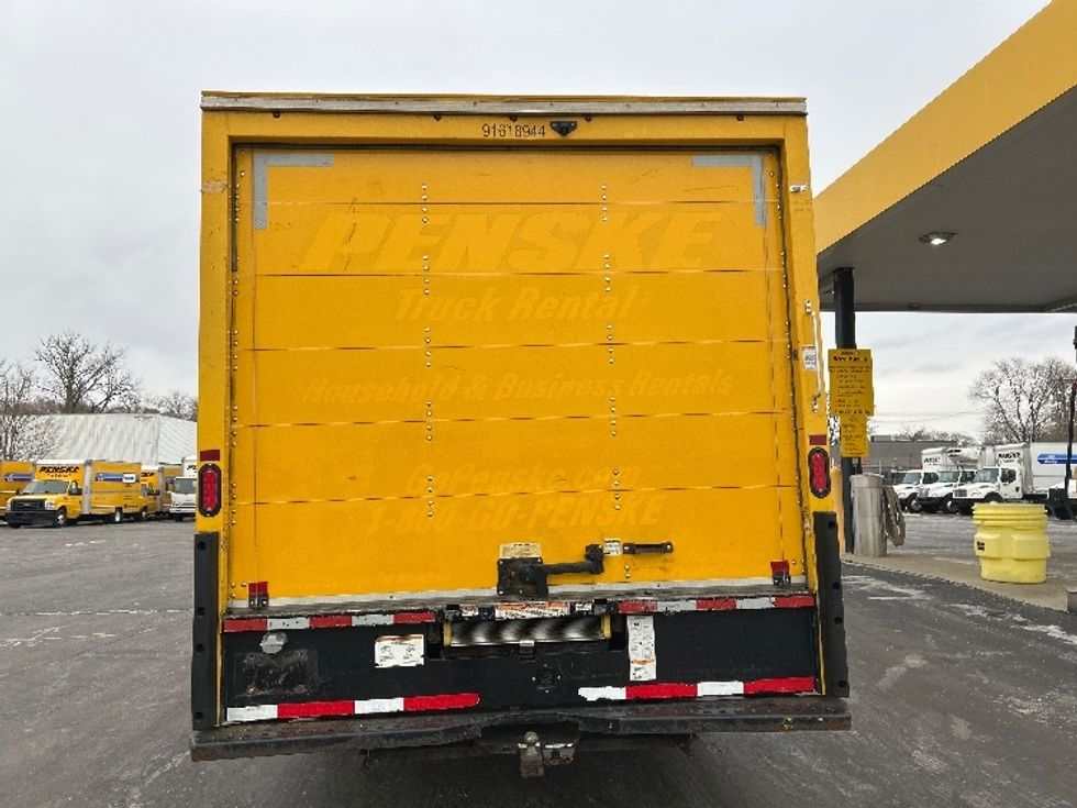 Light Duty Box Truck-Light and Medium Duty Trucks-GMC-2021-Savana G33903-Chicopee-MA-95,440\n\t\tmiles-$ 25,500 - Image 7