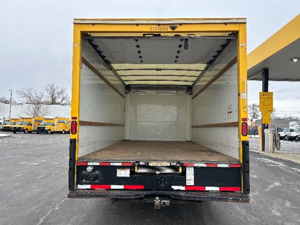 Light Duty Box Truck-Light and Medium Duty Trucks-GMC-2021-Savana G33903-Chicopee-MA-95,440\n\t\tmiles-$ 25,500 - Image 8