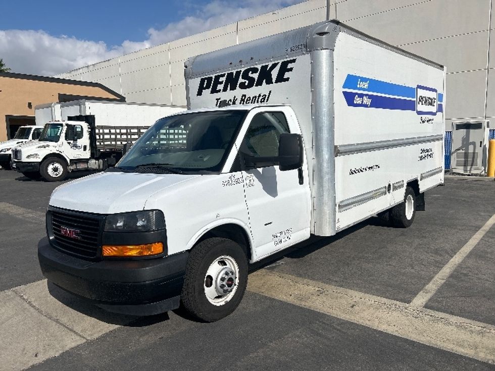 Light Duty Box Truck-Light and Medium Duty Trucks-GMC-2021-Savana G33903-Chino-CA-127,049\n\t\tmiles-$ 25,750 - Image 3