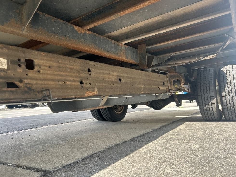 Light Duty Box Truck-Light and Medium Duty Trucks-GMC-2021-Savana G33903-Chino-CA-127,049\n\t\tmiles-$ 25,750 - Image 5