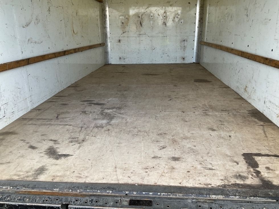 Light Duty Box Truck-Light and Medium Duty Trucks-GMC-2021-Savana G33903-Cincinnati-OH-100,271\n\t\tmiles-$ 28,500 - Image 10