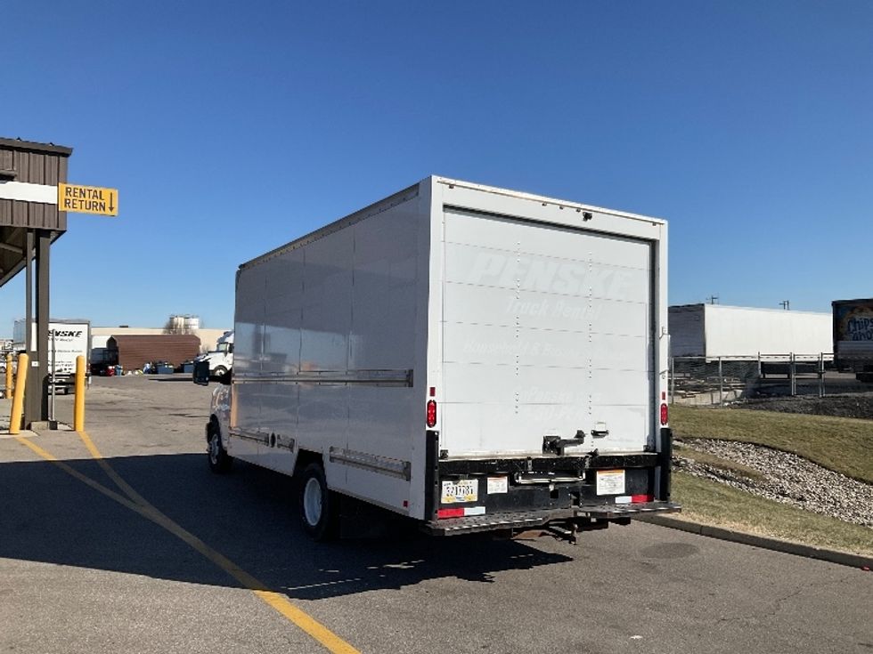 Light Duty Box Truck-Light and Medium Duty Trucks-GMC-2021-Savana G33903-Cincinnati-OH-100,271\n\t\tmiles-$ 28,500 - Image 6
