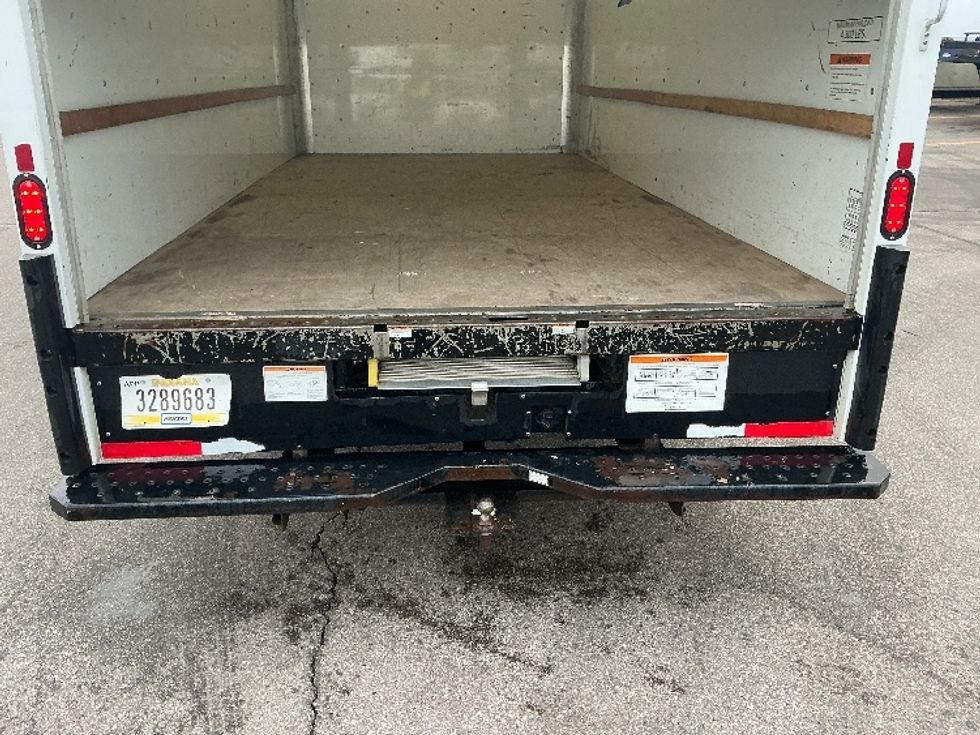 Light Duty Box Truck-Light and Medium Duty Trucks-GMC-2021-Savana G33903-Cincinnati-OH-101,172\n\t\tmiles-$ 28,500 - Image 8