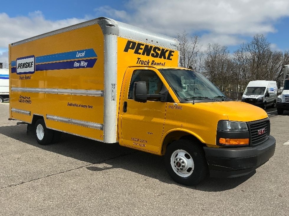 Light Duty Box Truck-Light and Medium Duty Trucks-GMC-2021-Savana G33903-Cincinnati-OH-102,174\n\t\tmiles-$ 24,500 - Image 1