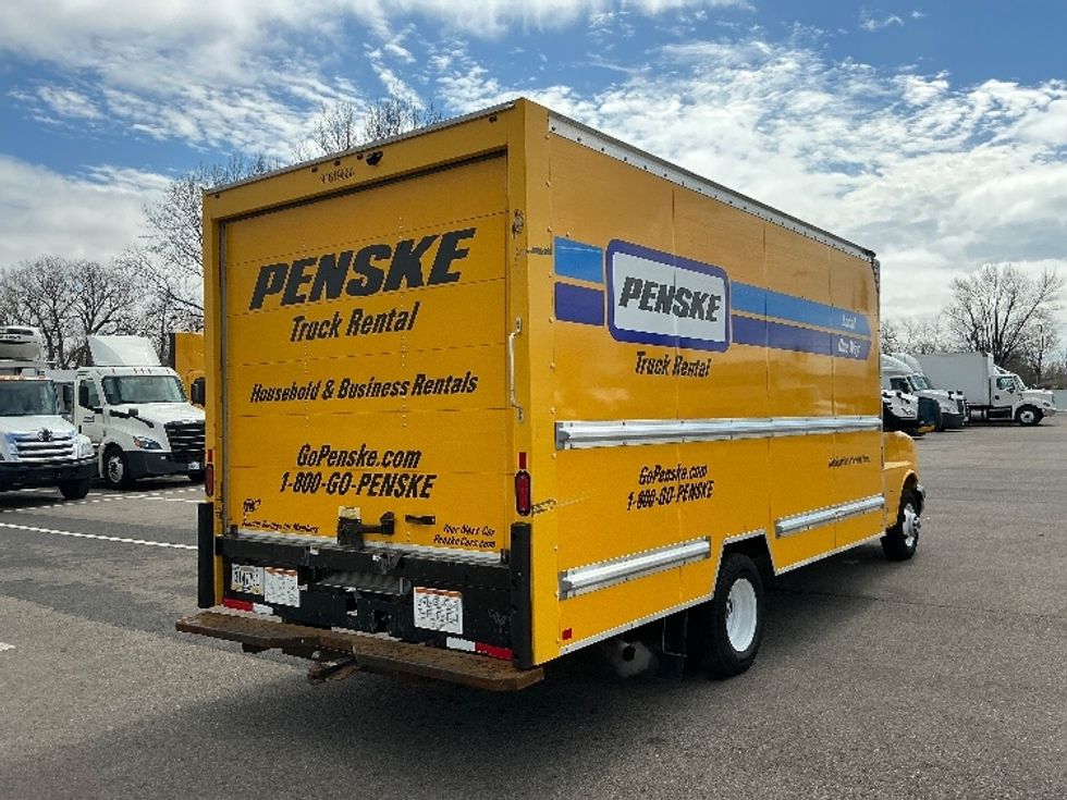 Light Duty Box Truck-Light and Medium Duty Trucks-GMC-2021-Savana G33903-Cincinnati-OH-102,174\n\t\tmiles-$ 24,500 - Image 13