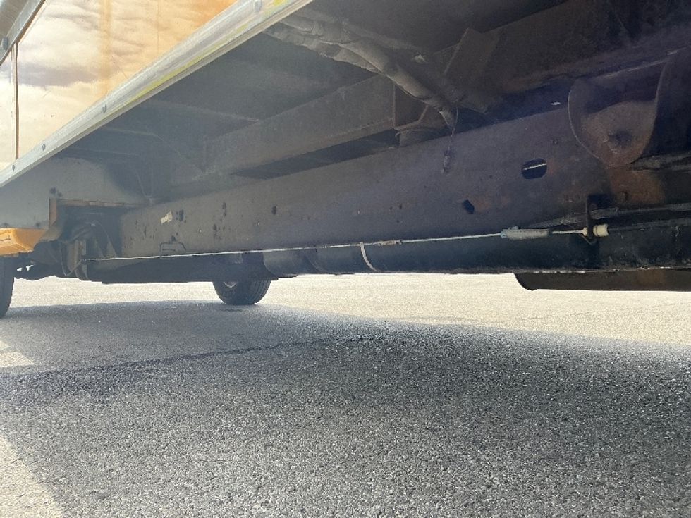 Light Duty Box Truck-Light and Medium Duty Trucks-GMC-2021-Savana G33903-Cincinnati-OH-102,174\n\t\tmiles-$ 24,500 - Image 5