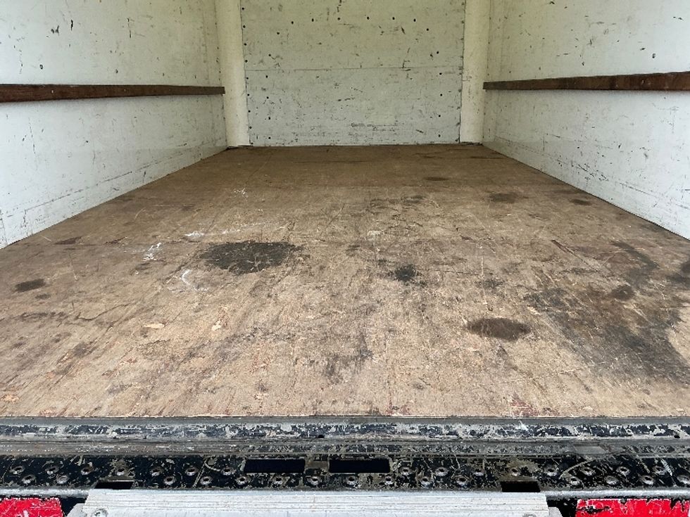 Light Duty Box Truck-Light and Medium Duty Trucks-GMC-2021-Savana G33903-Cincinnati-OH-80,124\n\t\tmiles-$ 27,000 - Image 10
