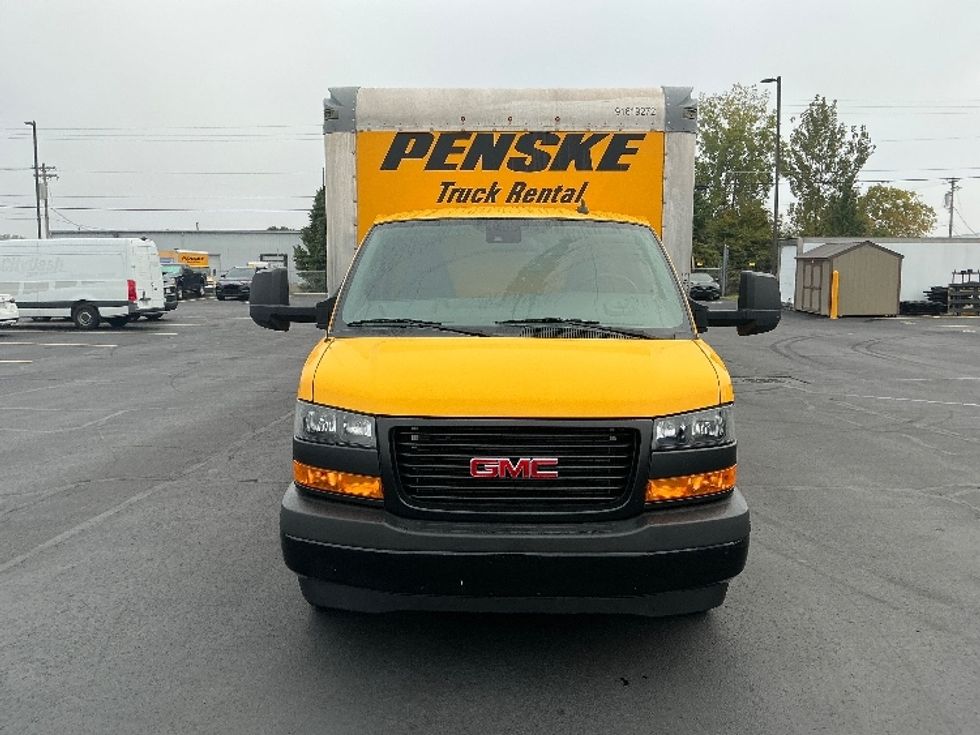 Light Duty Box Truck-Light and Medium Duty Trucks-GMC-2021-Savana G33903-Cincinnati-OH-80,124\n\t\tmiles-$ 27,000 - Image 2