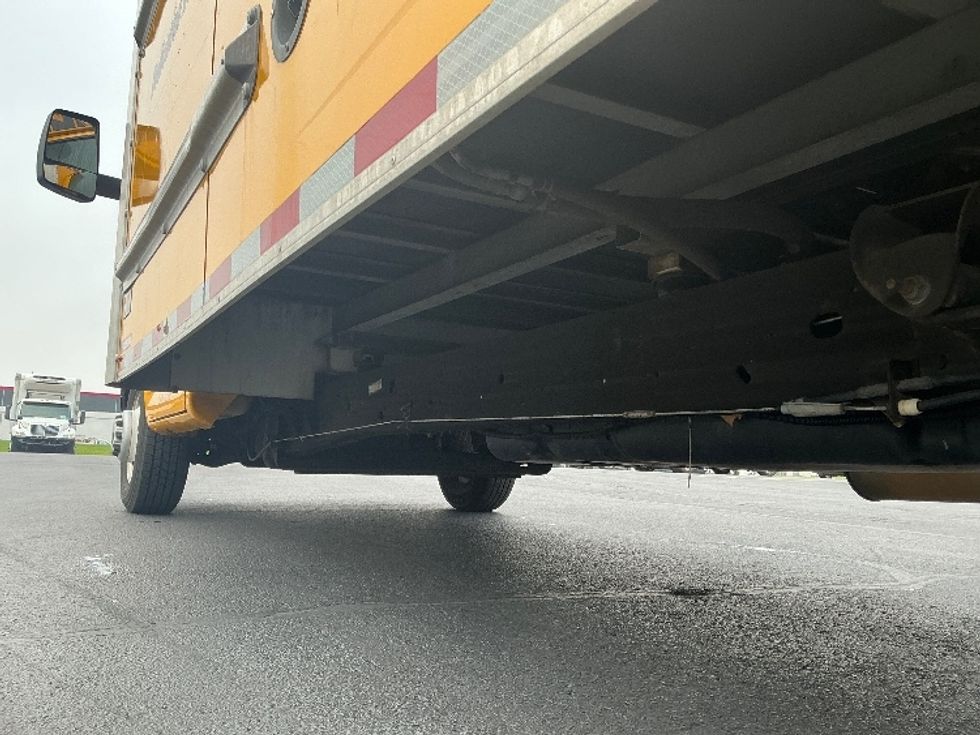 Light Duty Box Truck-Light and Medium Duty Trucks-GMC-2021-Savana G33903-Cincinnati-OH-80,124\n\t\tmiles-$ 27,000 - Image 5