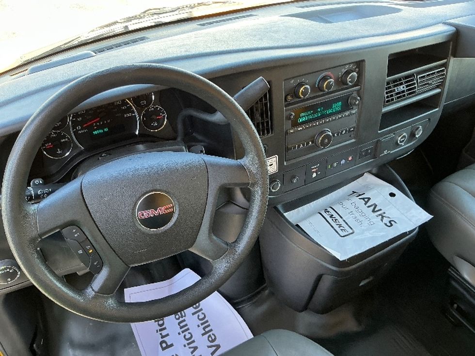 Light Duty Box Truck-Light and Medium Duty Trucks-GMC-2021-Savana G33903-Cincinnati-OH-92,348\n\t\tmiles-$ 25,000 - Image 15