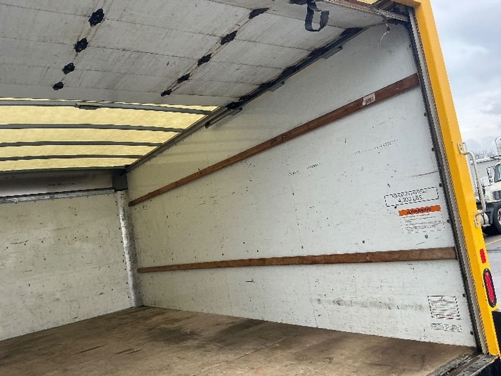 Light Duty Box Truck-Light and Medium Duty Trucks-GMC-2021-Savana G33903-Cincinnati-OH-94,976\n\t\tmiles-$ 24,750 - Image 10