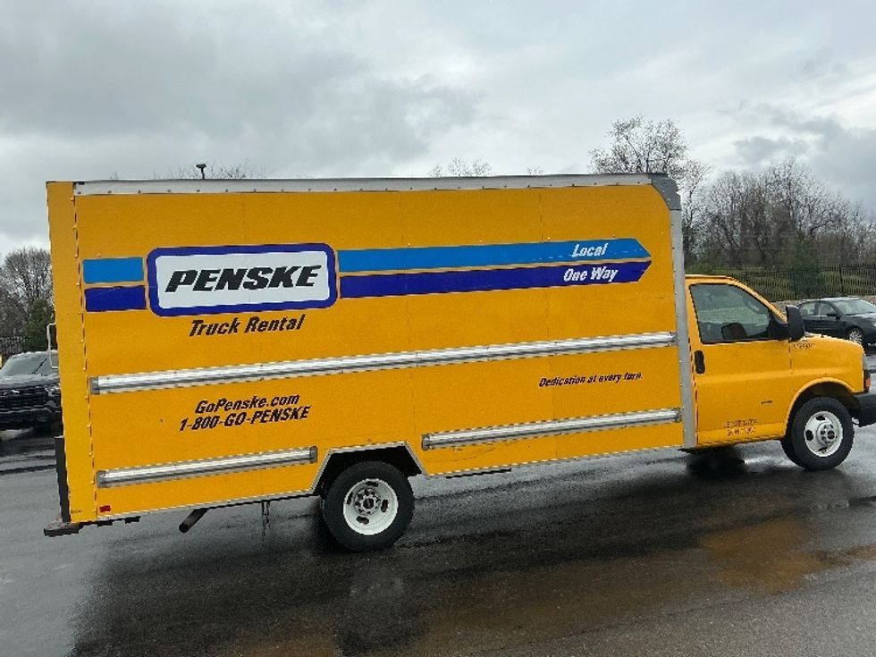 Light Duty Box Truck-Light and Medium Duty Trucks-GMC-2021-Savana G33903-Cincinnati-OH-94,976\n\t\tmiles-$ 24,750 - Image 12
