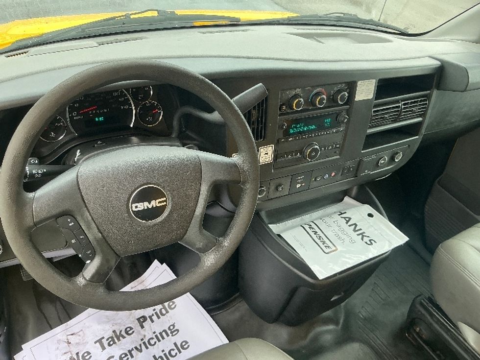 Light Duty Box Truck-Light and Medium Duty Trucks-GMC-2021-Savana G33903-Cincinnati-OH-94,976\n\t\tmiles-$ 24,750 - Image 15