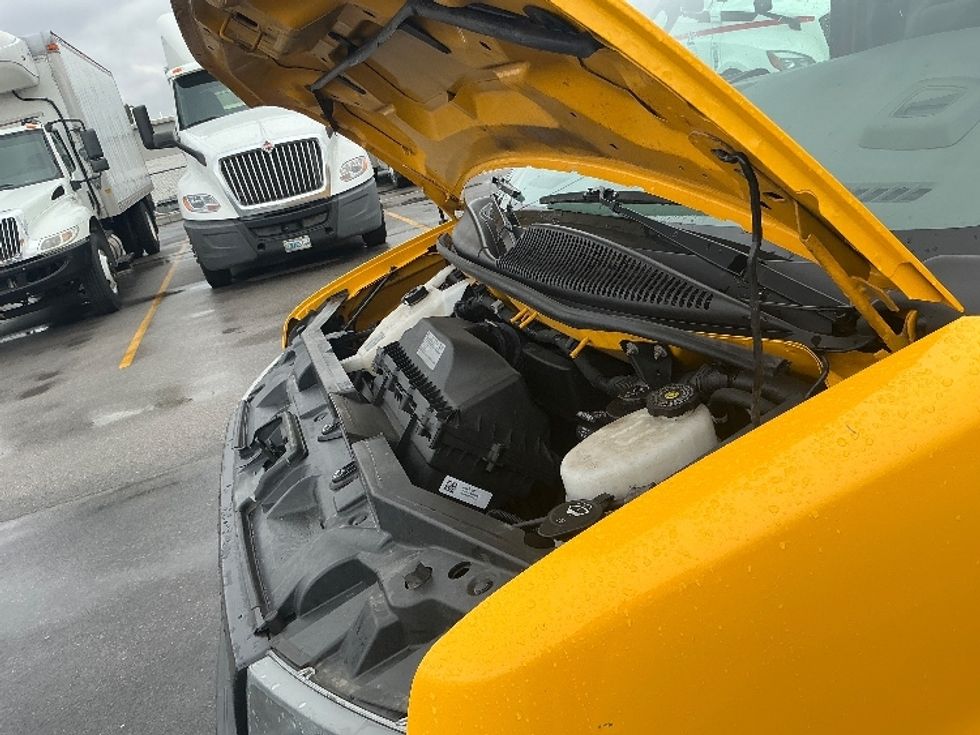 Light Duty Box Truck-Light and Medium Duty Trucks-GMC-2021-Savana G33903-Cincinnati-OH-94,976\n\t\tmiles-$ 24,750 - Image 21