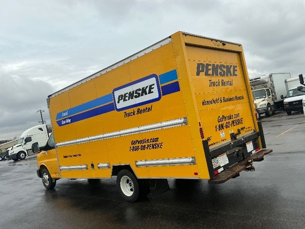 Light Duty Box Truck-Light and Medium Duty Trucks-GMC-2021-Savana G33903-Cincinnati-OH-94,976\n\t\tmiles-$ 24,750 - Image 5