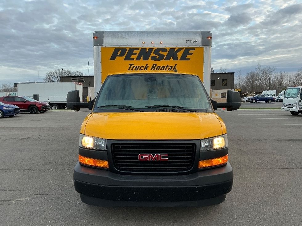 Light Duty Box Truck-Light and Medium Duty Trucks-GMC-2021-Savana G33903-Cincinnati-OH-97,311\n\t\tmiles-$ 24,500 - Image 2