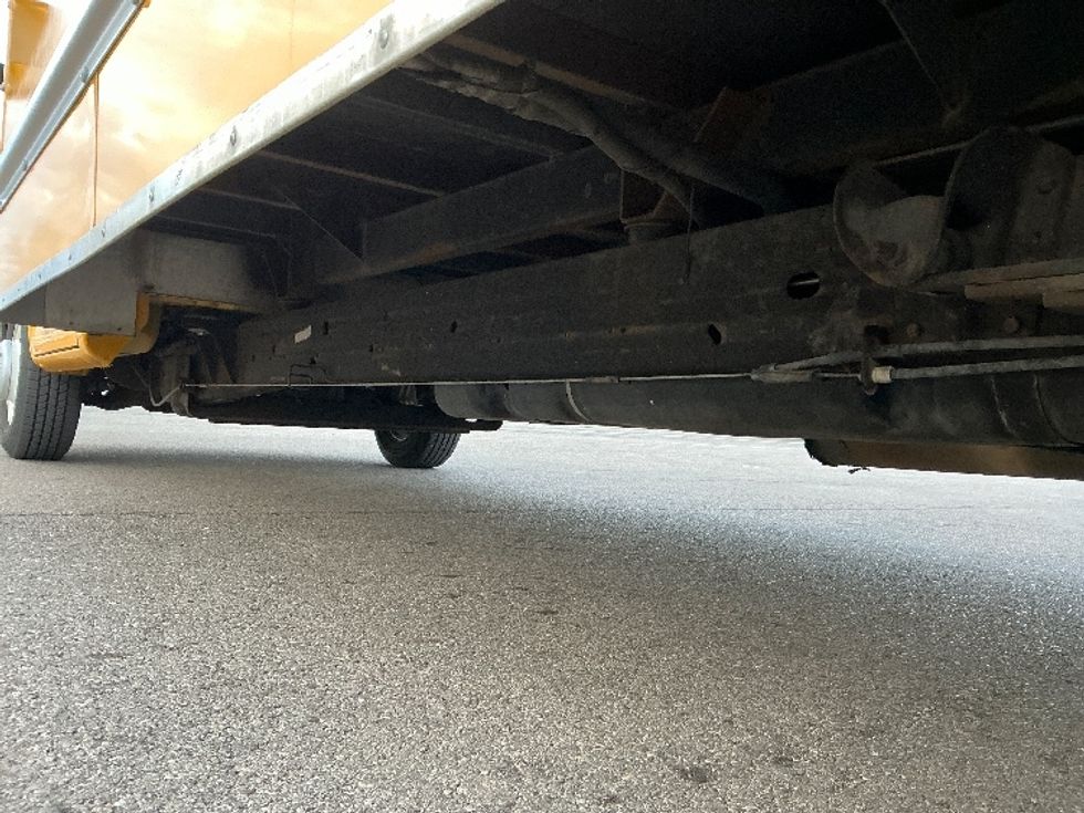 Light Duty Box Truck-Light and Medium Duty Trucks-GMC-2021-Savana G33903-Cincinnati-OH-97,311\n\t\tmiles-$ 24,500 - Image 5