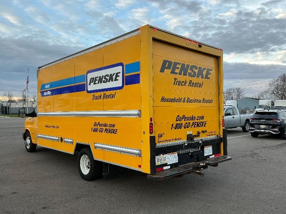Light Duty Box Truck-Light and Medium Duty Trucks-GMC-2021-Savana G33903-Cincinnati-OH-97,311\n\t\tmiles-$ 24,500 - Image 6