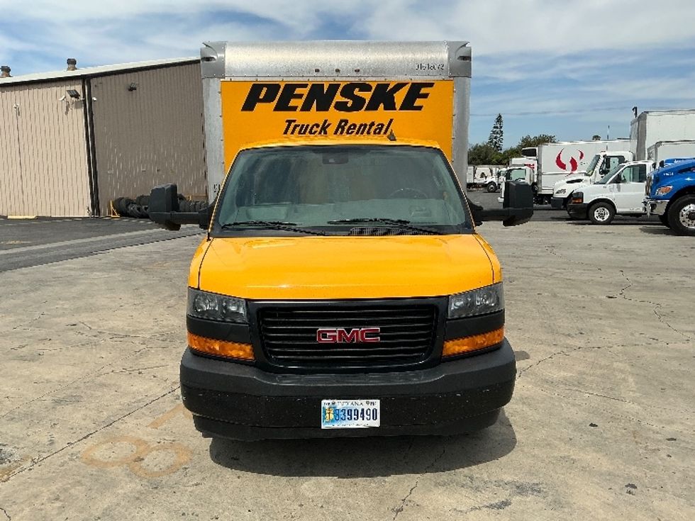 Light Duty Box Truck-Light and Medium Duty Trucks-GMC-2021-Savana G33903-City Of Industry-CA-77,935\n\t\tmiles-$ 27,000 - Image 2