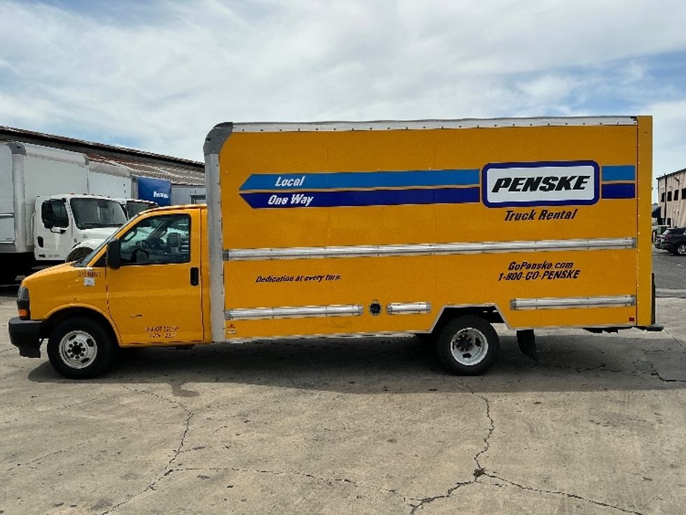 Light Duty Box Truck-Light and Medium Duty Trucks-GMC-2021-Savana G33903-City Of Industry-CA-77,935\n\t\tmiles-$ 27,000 - Image 4