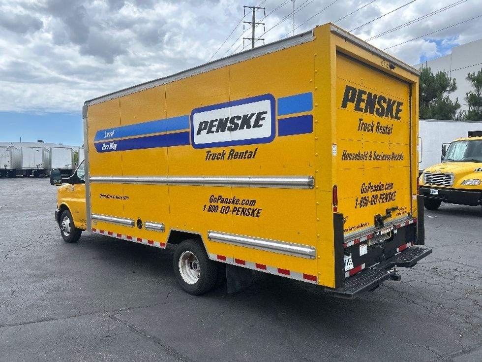 Light Duty Box Truck-Light and Medium Duty Trucks-GMC-2021-Savana G33903-City Of Industry-CA-89,986\n\t\tmiles-$ 27,000 - Image 6